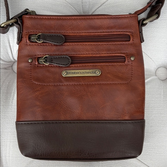 Stone Mountain Accessories Handbags - STONE MOUNTAIN leather slim crossbody bag